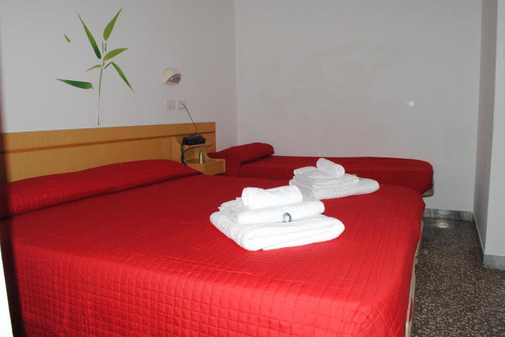 Hotel Nuova Riccione Esterno foto