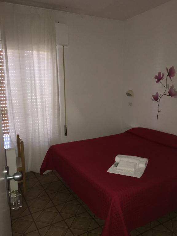 Hotel Nuova Riccione Esterno foto