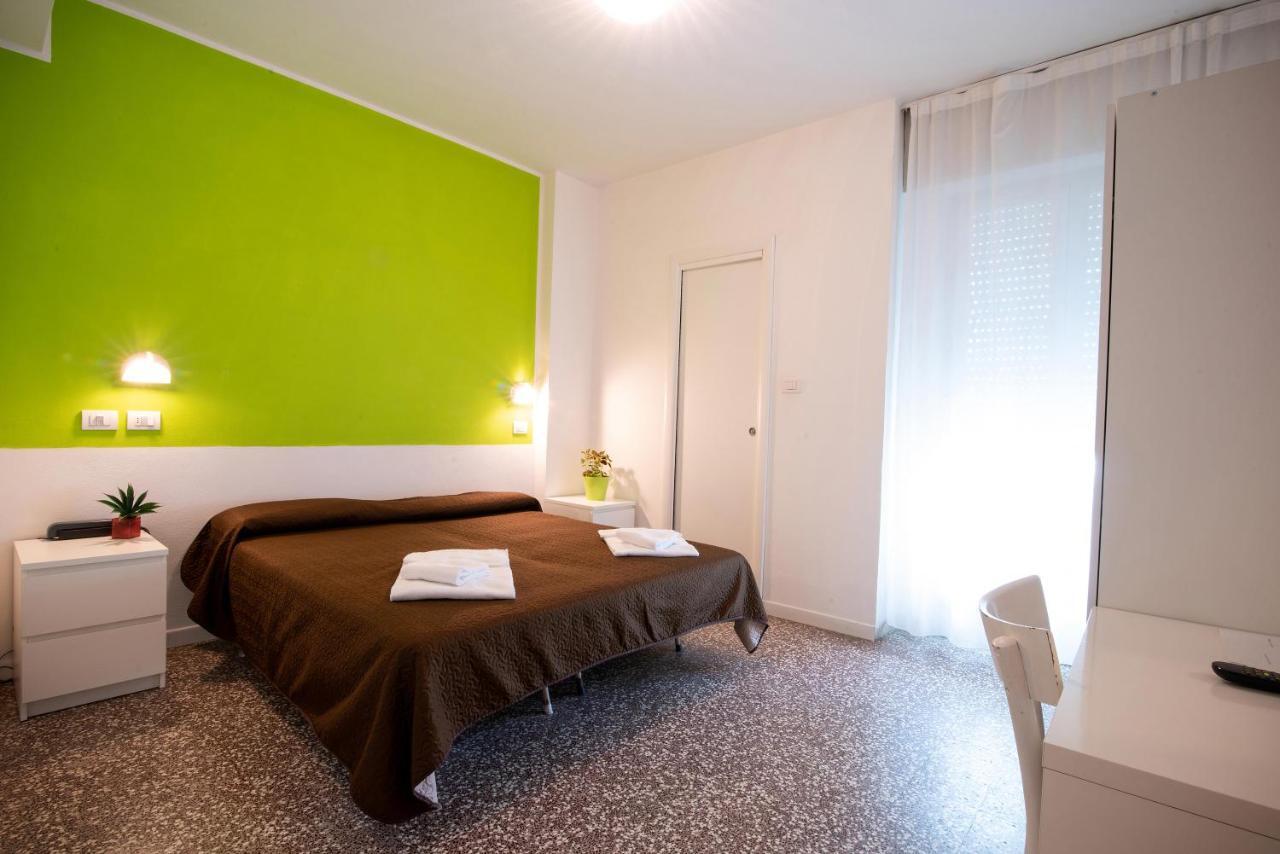 Hotel Nuova Riccione Esterno foto