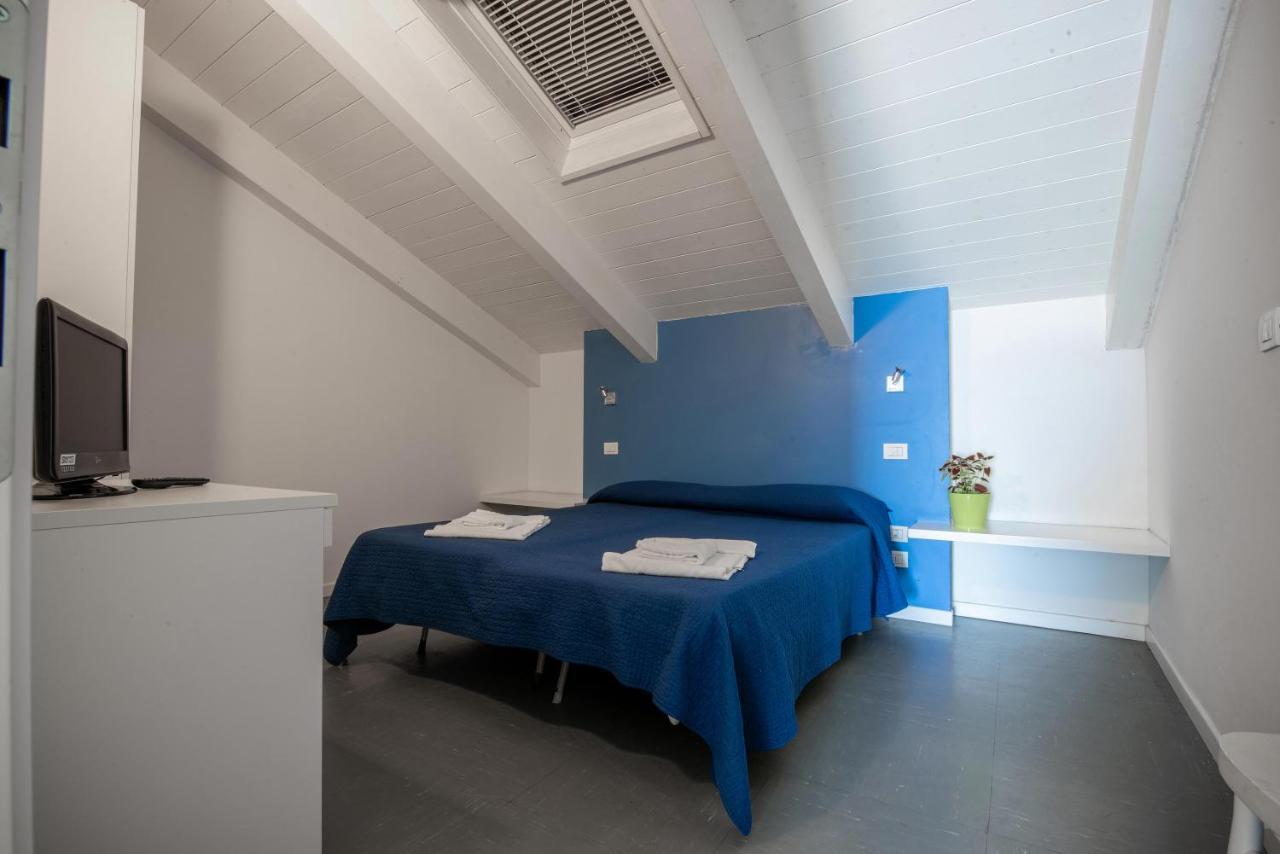 Hotel Nuova Riccione Esterno foto